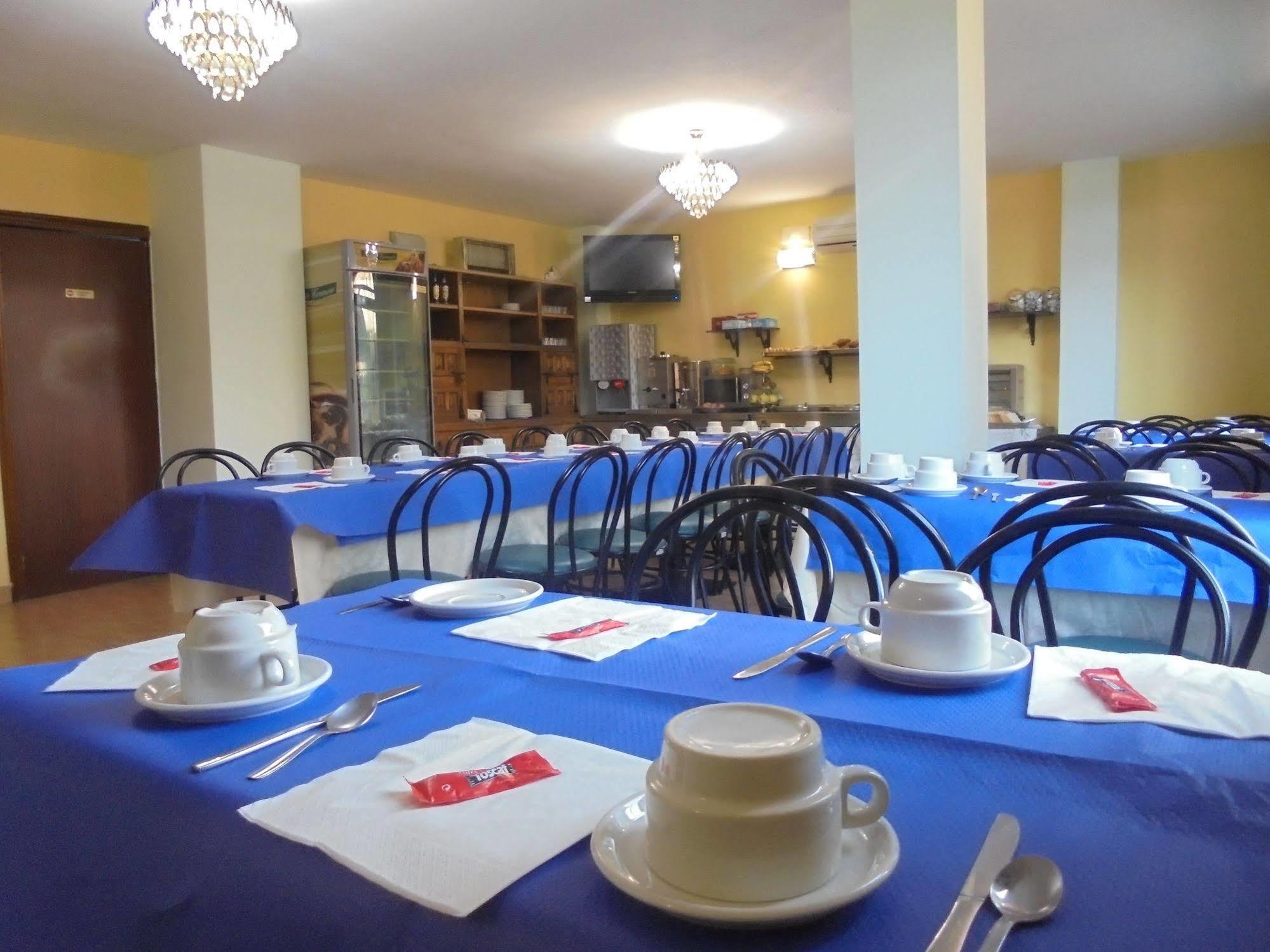 Hotel Azcona Noja Extérieur photo